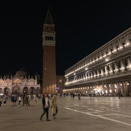 Luna Di Miele Lejlighed Venedig Eksteriør billede