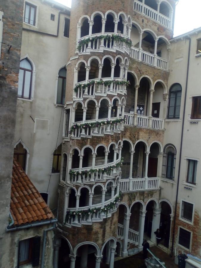 Luna Di Miele Lejlighed Venedig Eksteriør billede