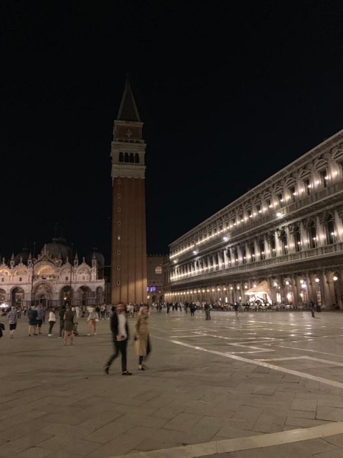 Luna Di Miele Lejlighed Venedig Eksteriør billede